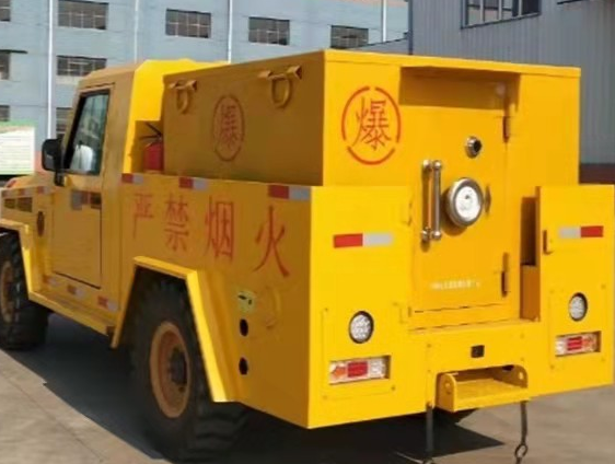 绥芬河凯龙爆破器材运输车:保障爆破任务的安全运行